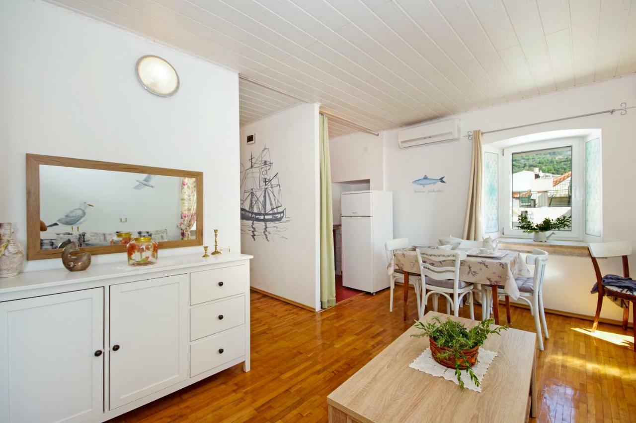 Villa Igrane Eksteriør bilde
